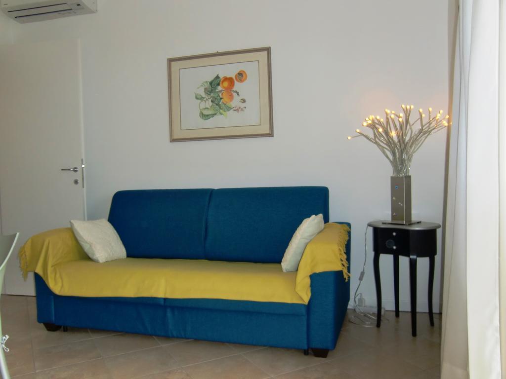 Sea House Sardinia - Casa Amethista Badesi Exterior photo